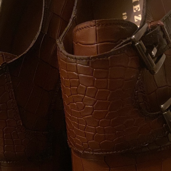 Croc-Embossed Leather Monk Strap Loafers size 9 - Picture 14 of 14